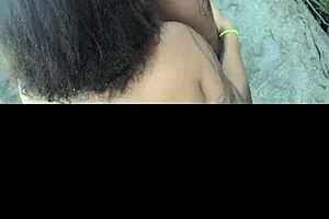 Conheci Uma Baixinha Gordinha E Sexy Na Praia De Nudismo Nao Perca Esse Video Veja Ate Final Olha O Que Aconteceu