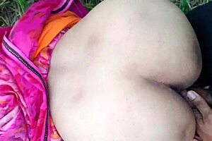 Desi Village Bhabhi Fucks Lover Boy Outdoors On Ranch.