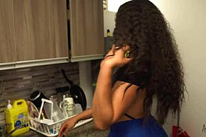 my boss so hot, i seduce and fuck him in kitchen then bedroom?