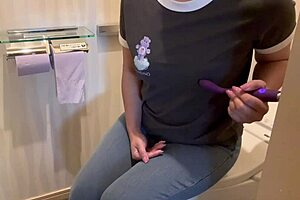 college girl feels horny today squirting lots during sex