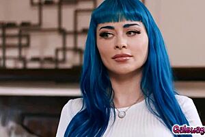 Jewelz blu uses dildos for masturbation and squirting with destiny mira