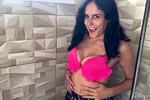 Desperate Pee & Masturbation - Wet And Messy For You.