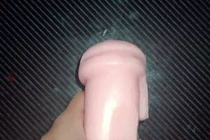 Kisses On Both Sides Of The Vagina To The Mouth