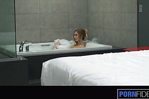 Pornfidelity horny haley reed needs a big cock to make her squirt