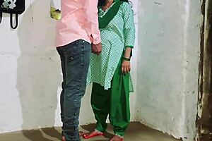 College Se Aaye Stepsister Pusssy Fuck After Class Teacher With Big Clit And Gaping