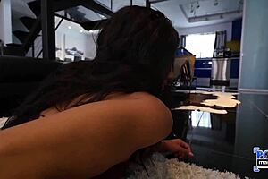 miles longs cums on ember reigns hands after sloppy blowjob