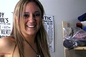 Latina Slut Lynn Love Talks Dirty