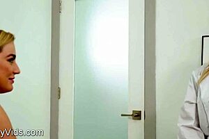 Horny lesbian nurse eats pussy in hospital