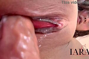 Buceta Gulosa Cheia De Leite