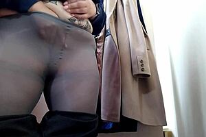 Mature stepmom fucks horny wet pussy in fitting room