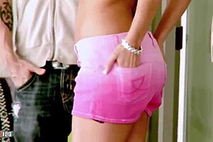 Mature milf Becca Blossoms gives blowjob and cumshot passionately.