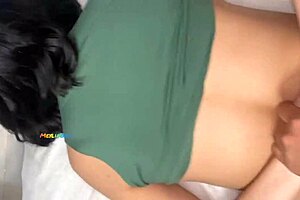 Ay mi amor me duele mi colita casero colegiala despechada es follada y grita de placer 18 a�itos infiel