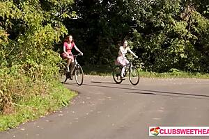 Let Me Ride You In My Room Sporty 18yo Dakota Doll & Alison Lip At Clubsweethearts