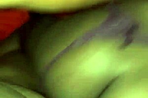 Nasty ebony milf stripper does a full freak off in the bedroom, acting crazy and sexy