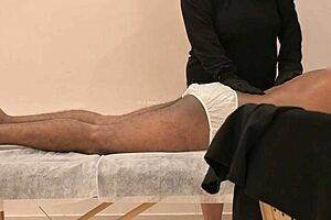 Happy Ending Massage Caught In Hidden Cam!