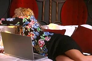 big boob blonde nicxole sheridan gets her tight pussy stuffed with a huge cock