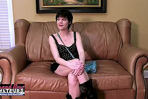 short haired nympho cora dildo fucks her cunt before draining a dick