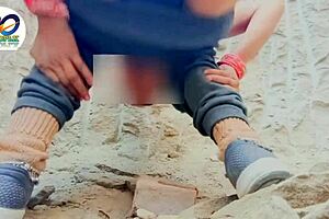 desi village saree removing finger