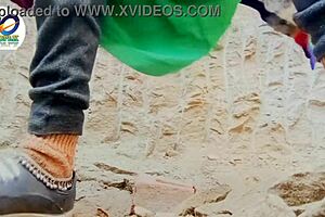 desi village saree removing finger