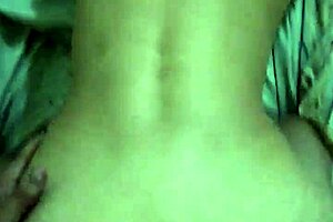 muchachos de 18 años cojen en cuatro