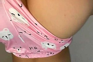18-Year-Old In Pajamas Fucked, Sad After Boyfriend Dump, Beautiful Big Ass Homemade