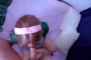 Mexican College Girl With Beautiful Vagina Gets Facial From Classmate