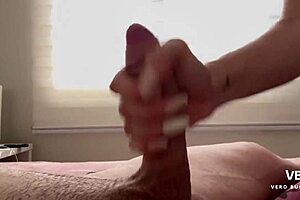 i fill my latina tits