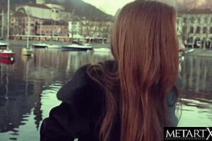 Watch her cram fingers in that juicy pussy?