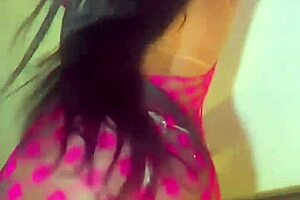 Vanessa Rafaella In London! Show Me That Cock In Shorts, You Hot Trans!