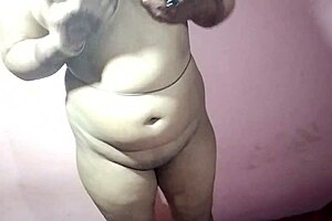 Homemade Nude Body Reveals Big Natural Tits And More