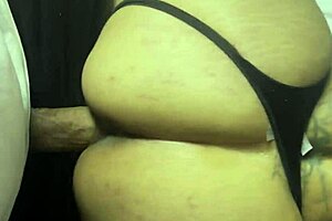 hey, check out this big booty shaking