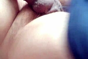 Leoninodelas ejaculation in the room?