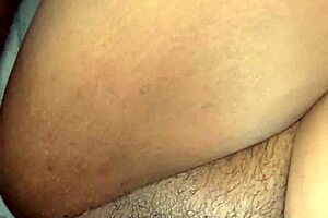 Indian woman's pussy drips during intense fucking