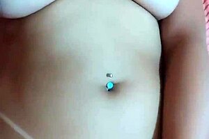 alisando a aranha molhada com vontade de dar