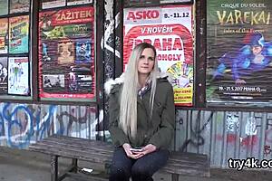 Natural teen offers blowjob in POV, then enjoys pussy reaming