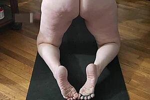 hot milf performs naked yoga for jerking off