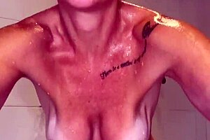 ALINEFLAVIO UPDATE SHOWS BLONDE BEAUTY IN INTENSE ACTION