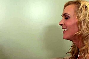 I Luv Dis Lesbian Massage Wid Busty Milfs Eatin Pussy