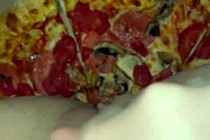 Do you want to see arabic babe masturbating with food in pussy?