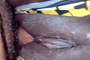 Mr Makehersquirt3k makes the wife squirt