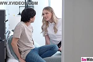 Hot Teen Comes Horny And Wet