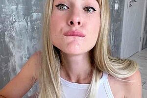 Young MILF SUCKS OLD MAN'S MONSTER COCK and gulps every drop