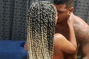 Married Woman Suffered With The Strawberry Seller From Ceasa