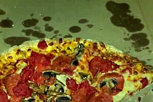 Do you want to see arabic babe masturbating with food in pussy?