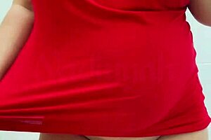 I Feel Beautifully Curvy Embracing My Growing Pregnant Belly Glow