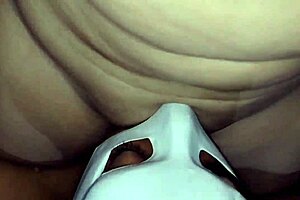 she shaves smooth pussy for her lover's taste