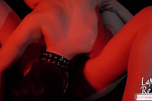 Lesbians LICK Pussies to Shaking ORGASM Closeup