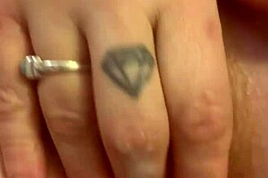 Hot babe explodes with creamy creampie filling! 💦🍆