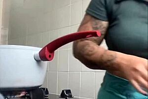 Exhibitionist Flaunts Swollen Big Pussy