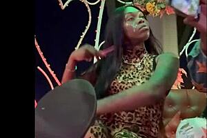 Sloppy carriage ride ends in massive facial cum walk outdoor monster cock